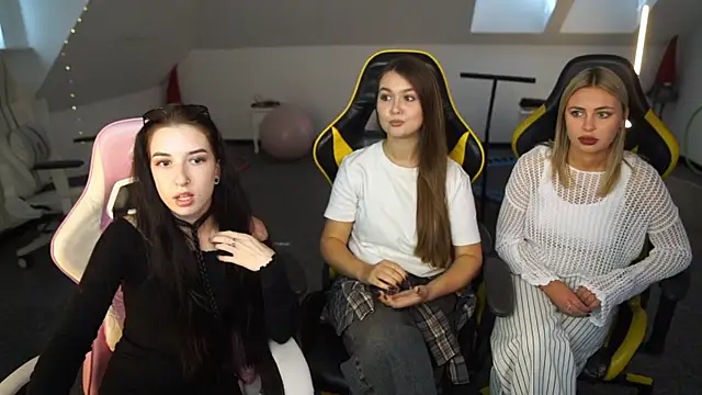  Lili 054 online show from September 22, 10:32 am