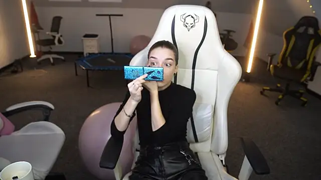  Lili 054 online show from October 9, 10:27 am