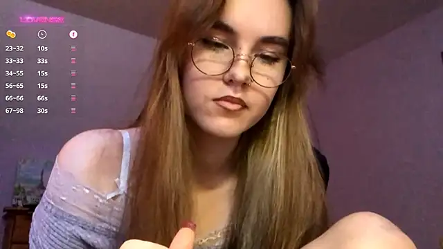 Snapshot of SiIver_Dawn chatting on October 16, 1:41 pm SiIver Dawn online show from October 16, 1:41 pm
