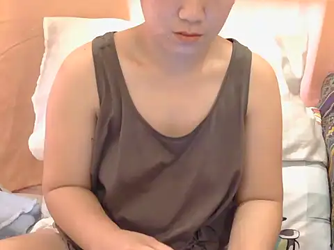 Lovelyclaya online show from April 1, 2:13 am