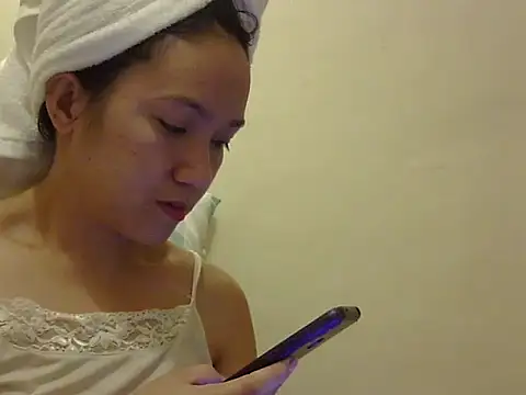 Lovelyclaya online show from November 10, 9:03 am