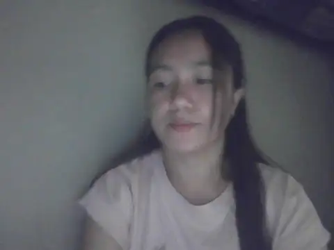 Snapshot of Lovelyclaya chatting on September 29, 5:25 am Lovelyclaya online show from September 29, 5:25 am