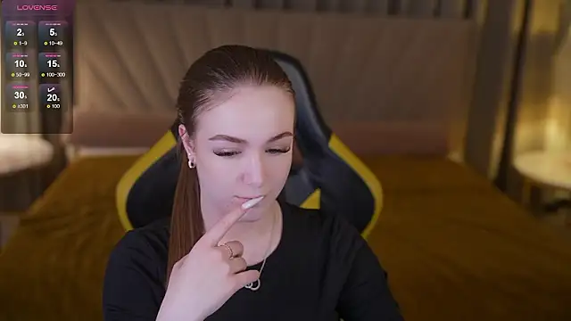 Ella 054 online show from February 19, 7:33 pm