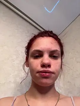 rinabluu online show from April 16, 9:32 am