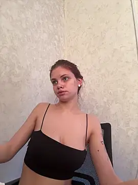 Snapshot of rinabluu chatting on February 13, 9:42 am rinabluu online show from February 13, 9:42 am