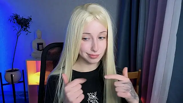 YukiMisa online show from April 18, 6:10 pm