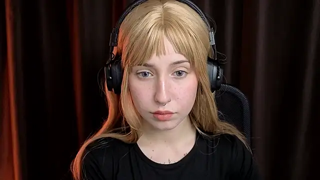 YukiMisa online show from December 14, 2:55 pm