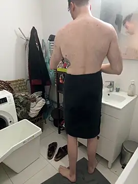 TomieSoichi online show from October 7, 5:08 am