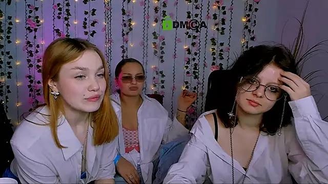 Snapshot of samanta_hotty chatting on October 18, 7:05 pm samanta hotty online show from October 18, 7:05 pm