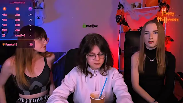 Snapshot of samanta_hotty chatting on November 2, 8:03 pm samanta hotty online show from November 2, 8:03 pm