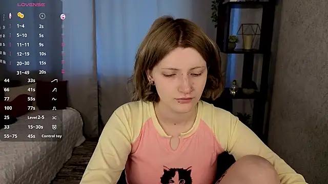 EchoBloom online show from October 4, 11:45 am