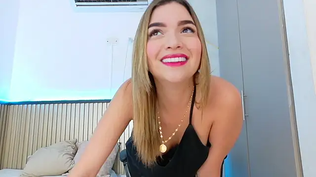 Sammy Lovee online show from October 4, 7:26 pm