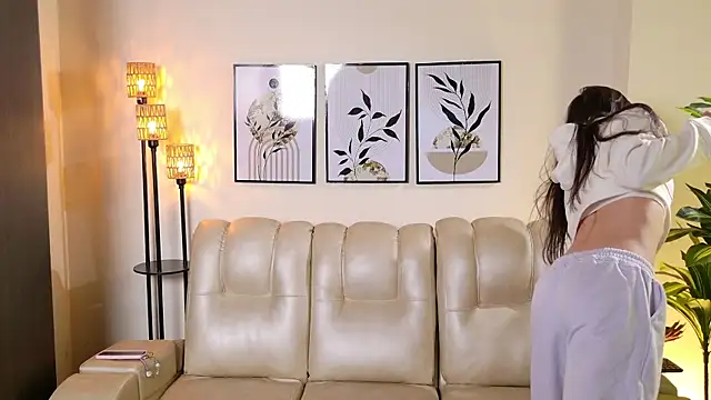 Violeta Foxz online show from November 12, 7:29 pm