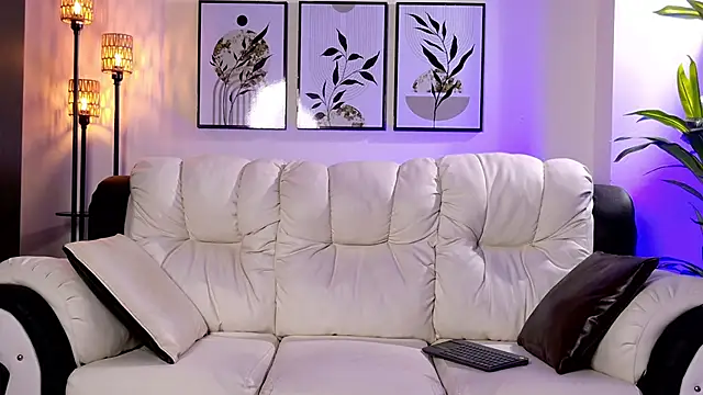 Violeta Foxz online show from March 11, 7:41 pm