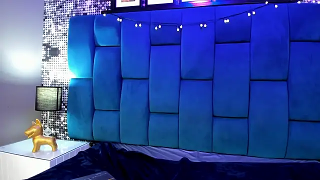 lux bitchx online show from October 31, 3:47 am