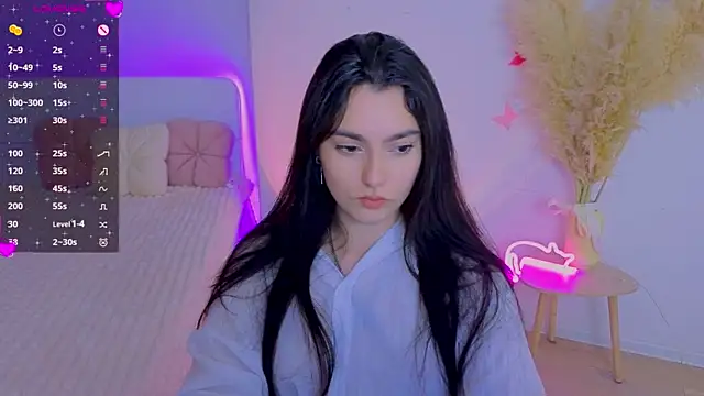 Andres sssss online show from April 5, 8:15 pm