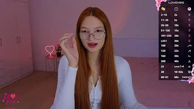 Snapshot of CuteAriel7 chatting on September 30, 6:14 pm CuteAriel7 online show from September 30, 6:14 pm