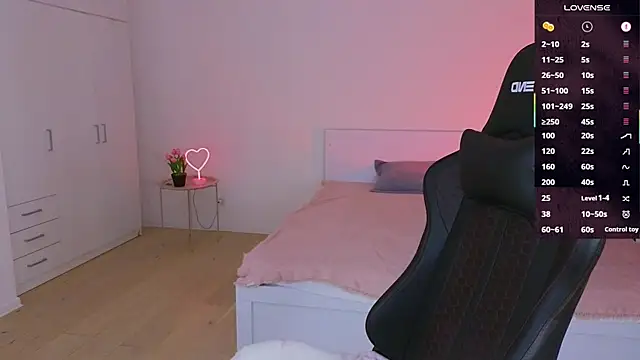 CuteAriel7 online show from December 19, 5:48 pm