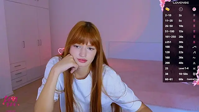 Snapshot of CuteAriel7 chatting on September 11, 3:34 pm CuteAriel7 online show from September 11, 3:34 pm