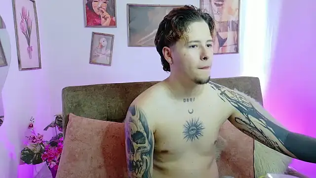  tylerr  online show from October 2, 3:48 pm