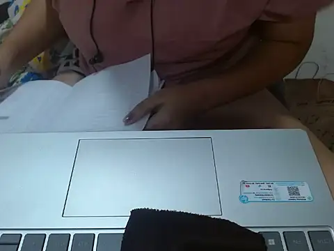 Snapshot of Nataliya_Singh chatting on April 21, 12:01 pm Nataliya Singh online show from April 21, 12:01 pm