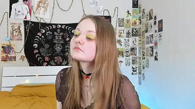 WonderConnie1 online show from October 25, 1:01 pm