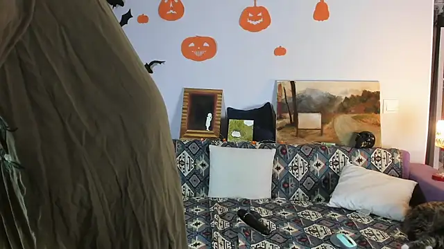 WonderConnie1 online show from October 28, 9:25 pm