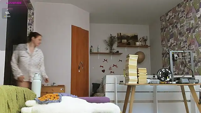 WonderConnie1 online show from February 24, 2:07 pm