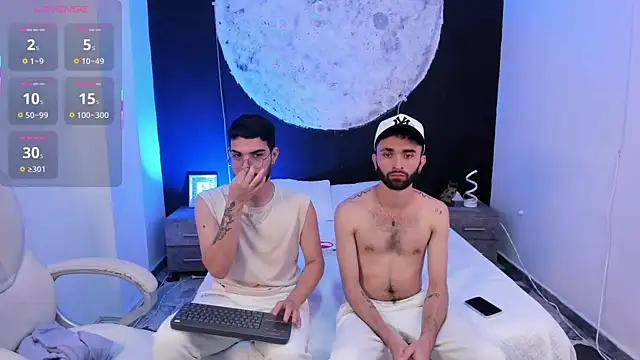 marcoAndMathew online show from October 5, 12:18 pm