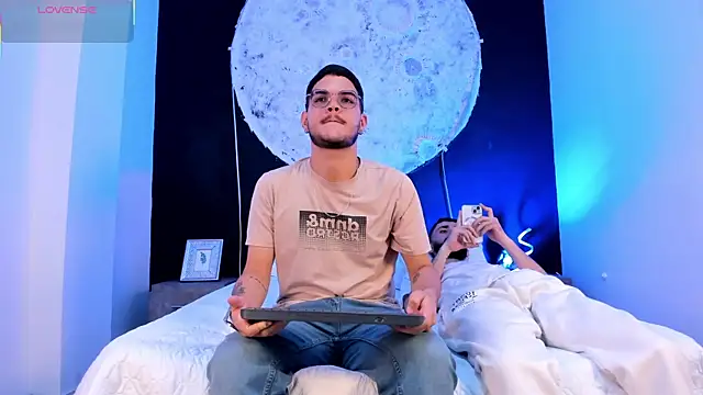 marcoAndMathew online show from September 25, 12:22 pm