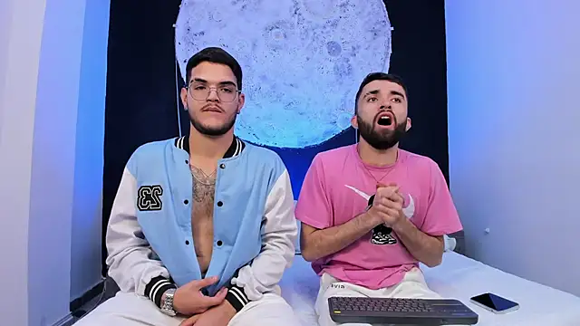 marcoAndMathew online show from September 29, 12:33 pm