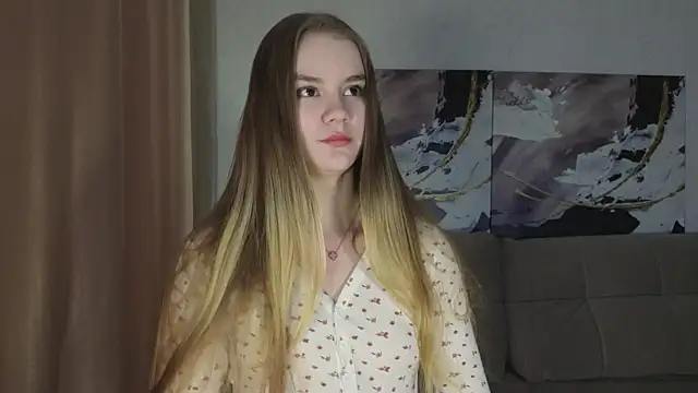 Snapshot of Angel_oci chatting on November 5, 1:25 pm Angel oci online show from November 5, 1:25 pm