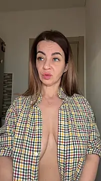 Roxanne Skye online show from November 26, 3:06 am