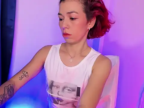 Snapshot of selene_boyer chatting on January 8, 7:42 pm selene boyer online show from January 8, 7:42 pm