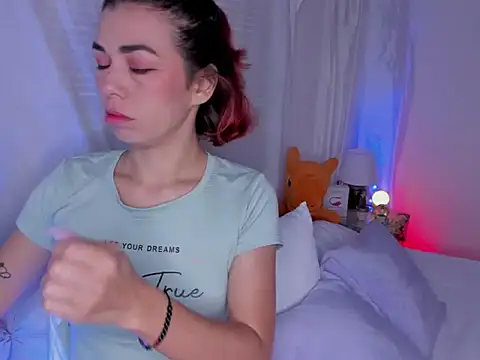 Snapshot of selene_boyer chatting on February 16, 4:38 pm selene boyer online show from February 16, 4:38 pm