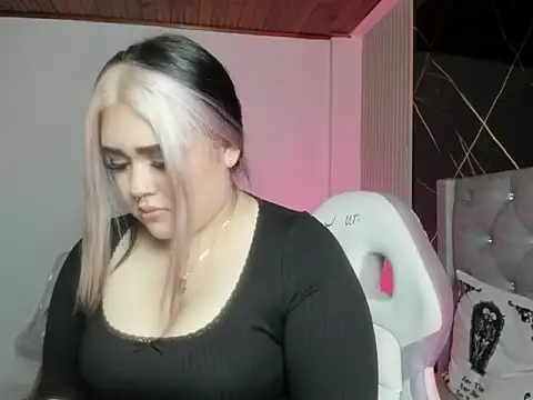 im bunny   online show from November 10, 11:37 am