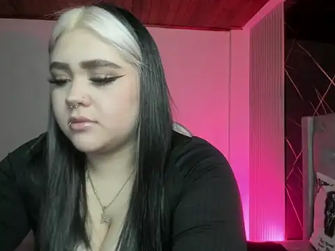 im bunny   online show from November 7, 7:40 pm