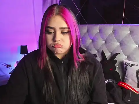 im bunny   online show from January 13, 4:22 pm