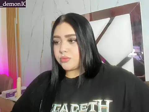 im bunny   online show from May 18, 1:27 pm