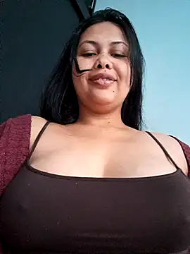 Alessandraa- online show from May 13, 9:33 pm