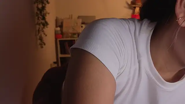  Sophia 111 online show from November 6, 9:08 pm