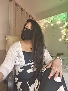 Snapshot of Indian_queen007 chatting on June 7, 5:51 pm Indian queen007 online show from June 7, 5:51 pm