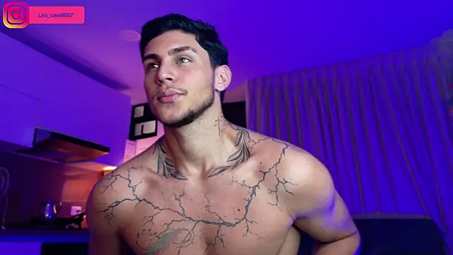 Snapshot of LeoCavalli_ chatting on September 17, 4:20 pm LeoCavalli  online show from September 17, 4:20 pm