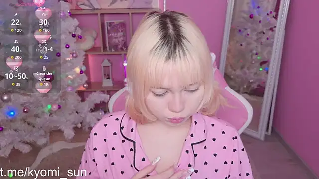 Kyomi Sun online show from December 17, 9:53 pm