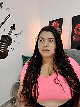 Snapshot of SafiroFer chatting on October 29, 9:03 pm SafiroFer online show from October 29, 9:03 pm