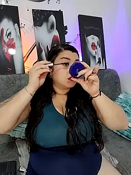 Snapshot of SafiroFer chatting on November 14, 9:07 pm SafiroFer online show from November 14, 9:07 pm