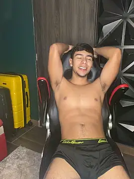 Snapshot of CHR58_ chatting on October 21, 3:06 am CHR58 online show from October 21, 3:06 am