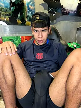 Snapshot of CHR58_ chatting on October 25, 2:17 pm CHR58 online show from October 25, 2:17 pm