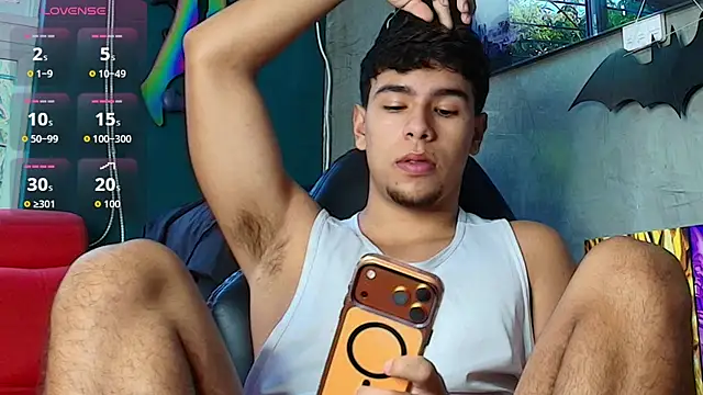 Snapshot of CHR58_ chatting on November 23, 2:38 pm CHR58 online show from November 23, 2:38 pm