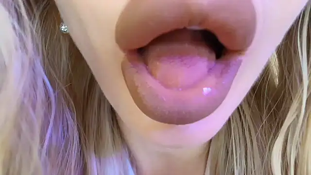 Politeeliza online show from July 7, 8:01 pm